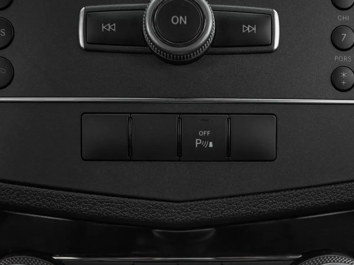 Mercedes benz C-Класс