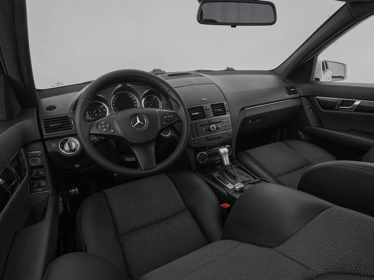 Mercedes benz C-Класс