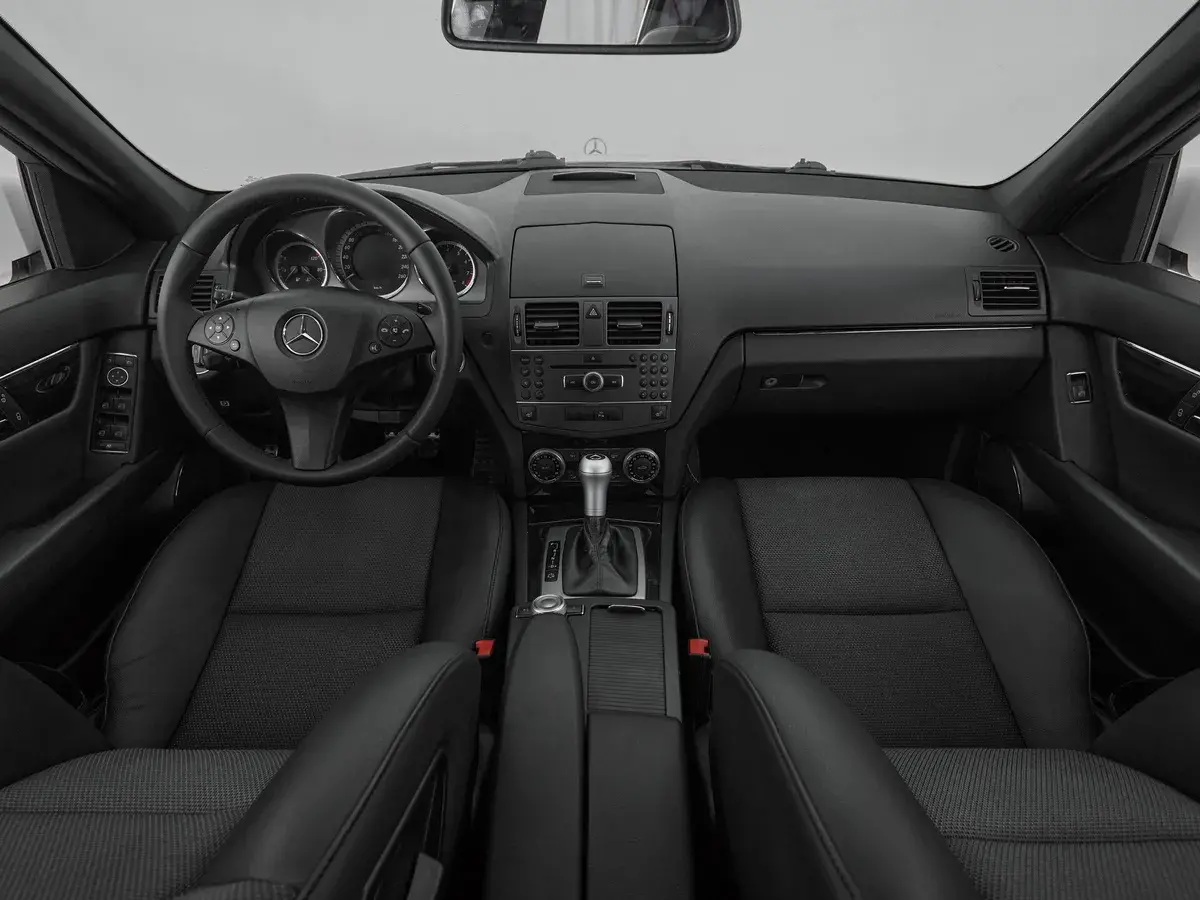 Mercedes benz C-Класс