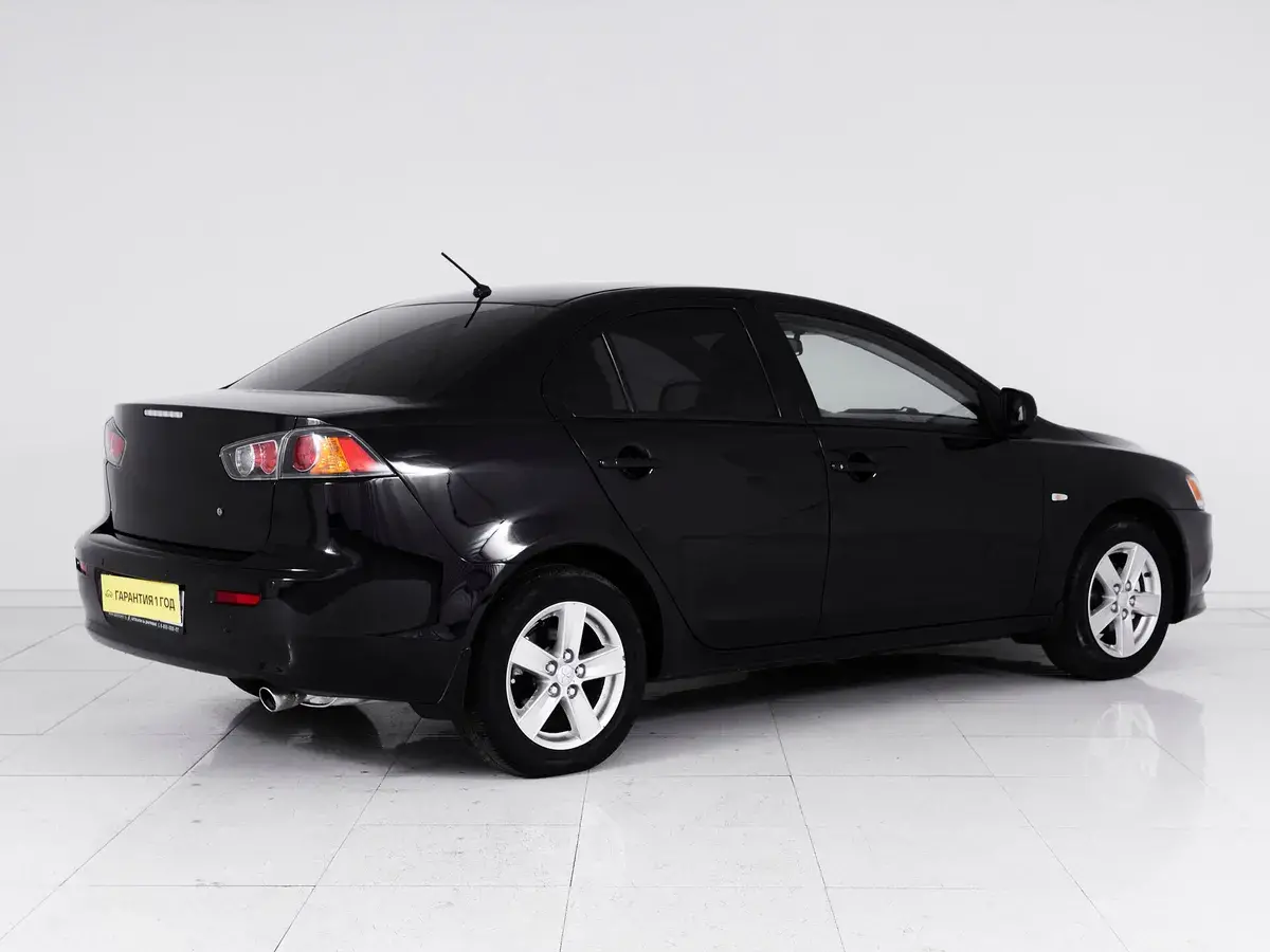 Mitsubishi Lancer