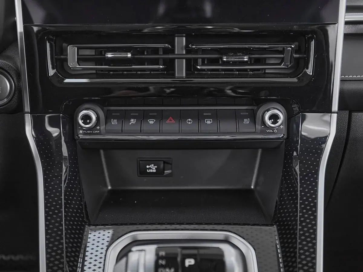 Haval M6