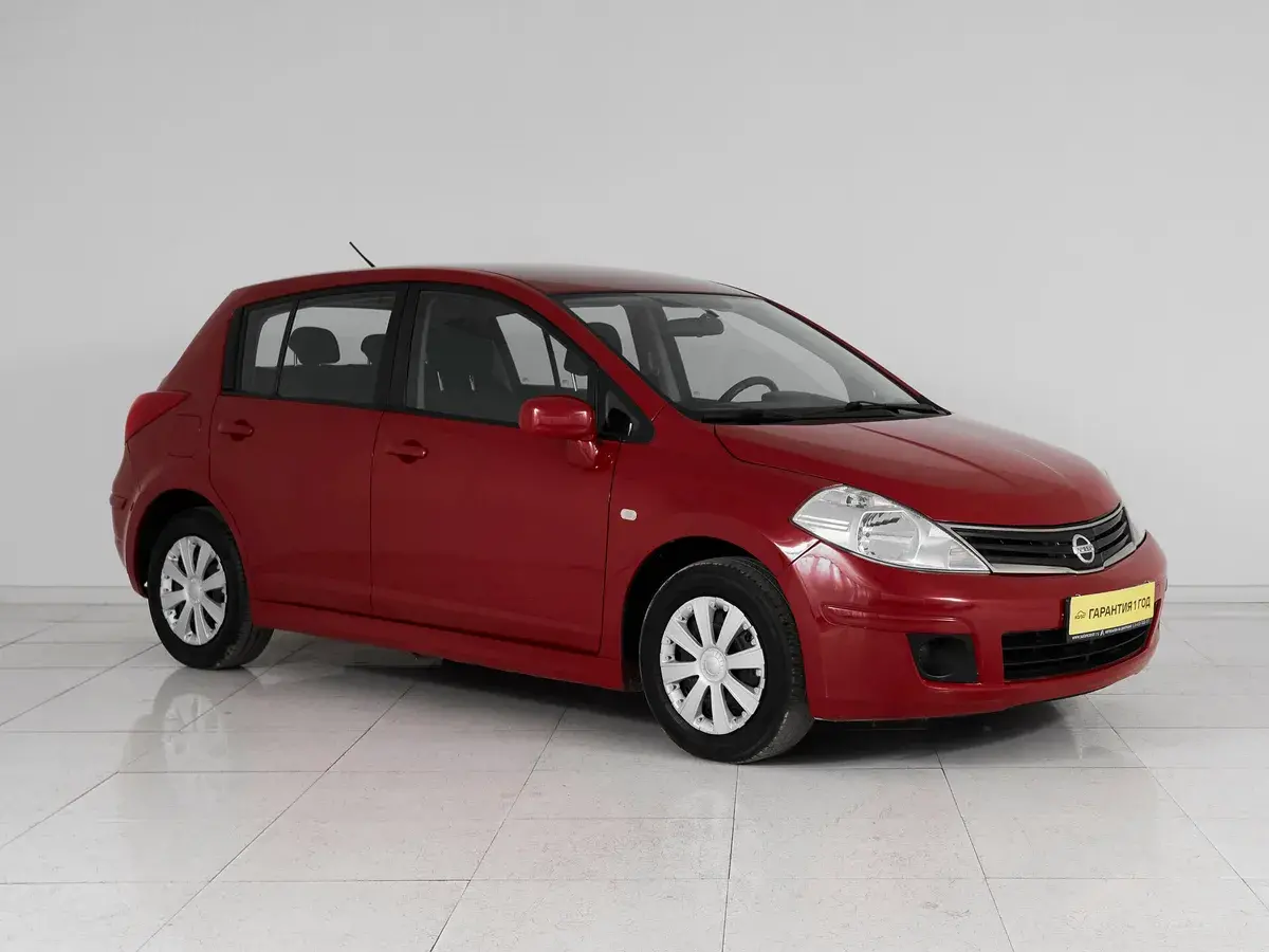 Nissan Tiida