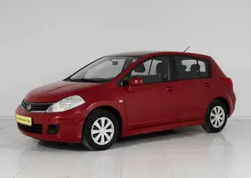 Nissan Tiida Вид 1