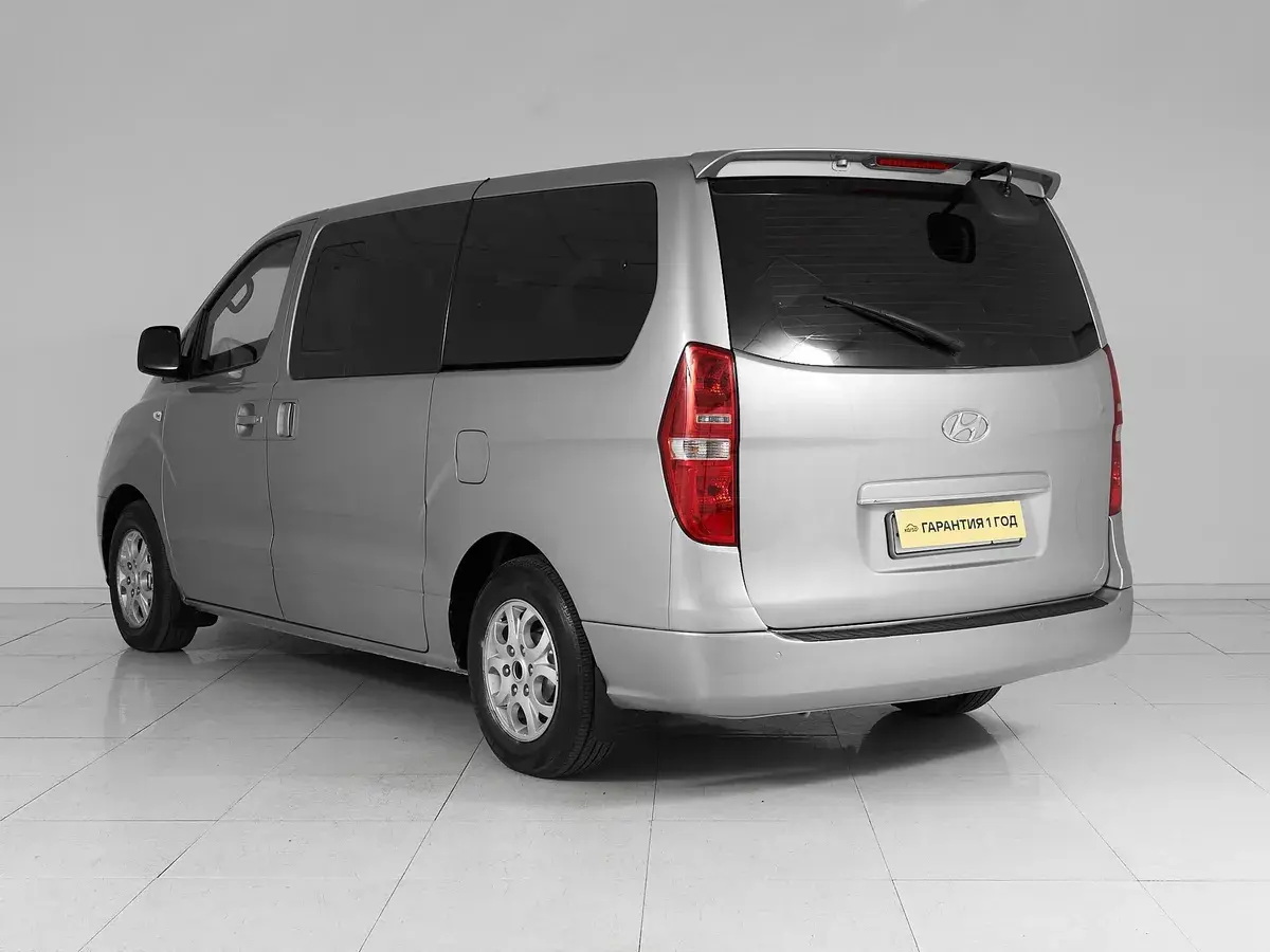 Hyundai Grand Starex