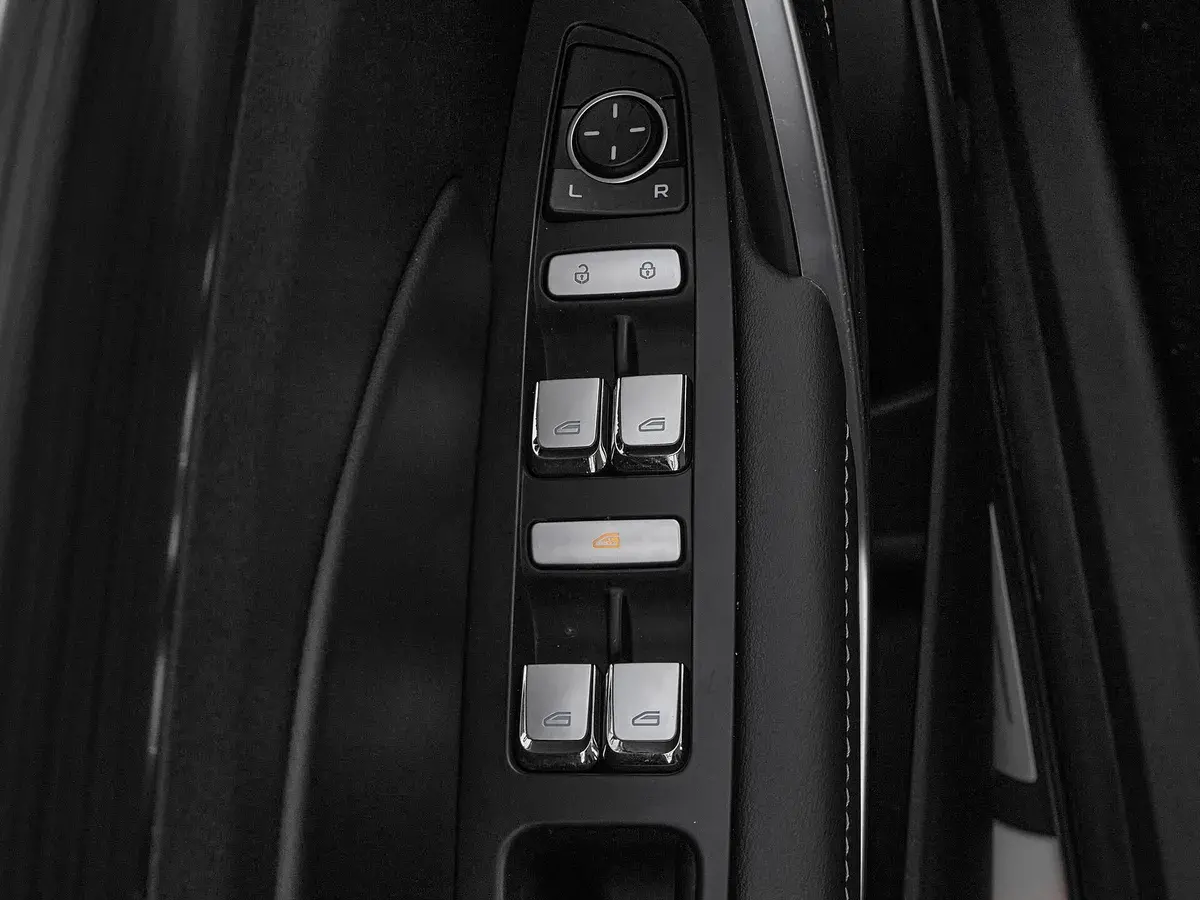 Geely Atlas Pro