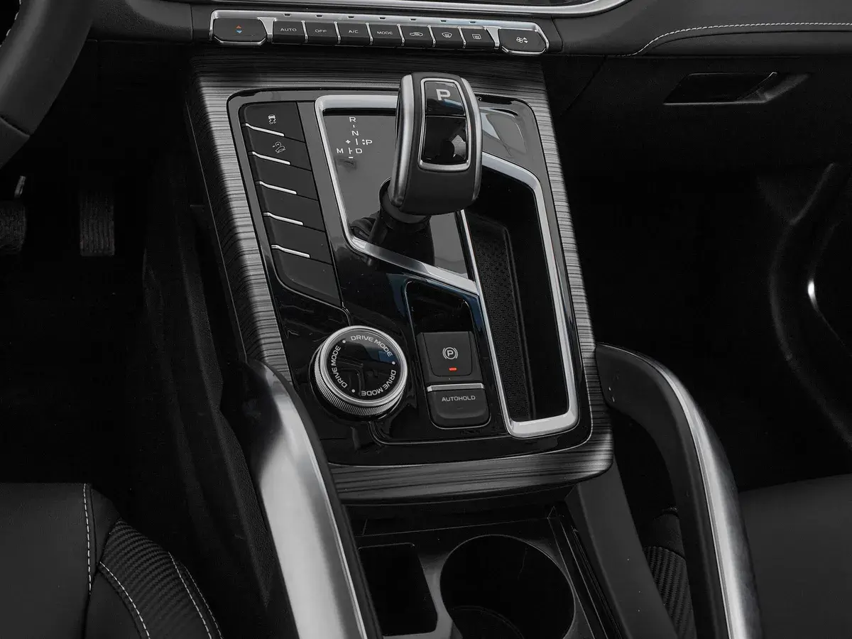 Geely Atlas Pro