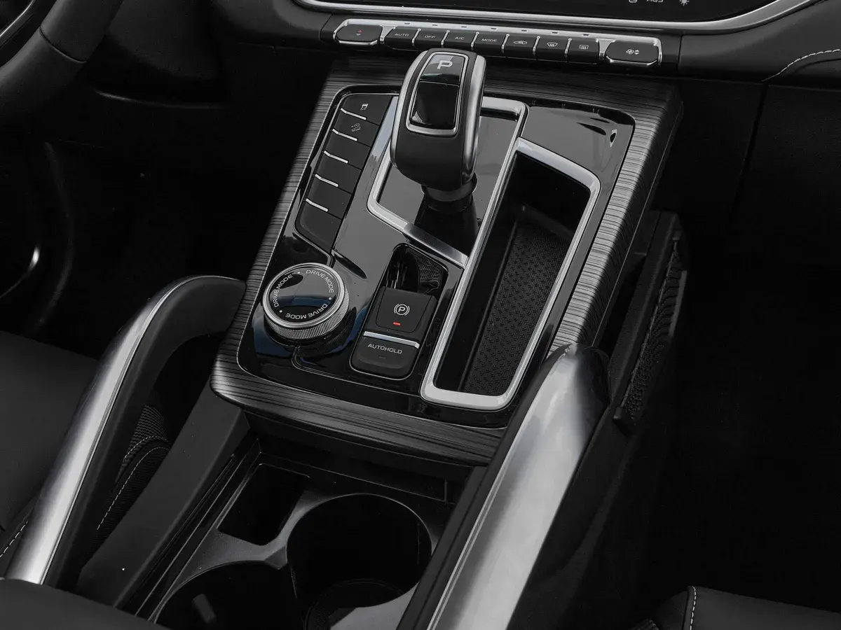 Geely Atlas Pro
