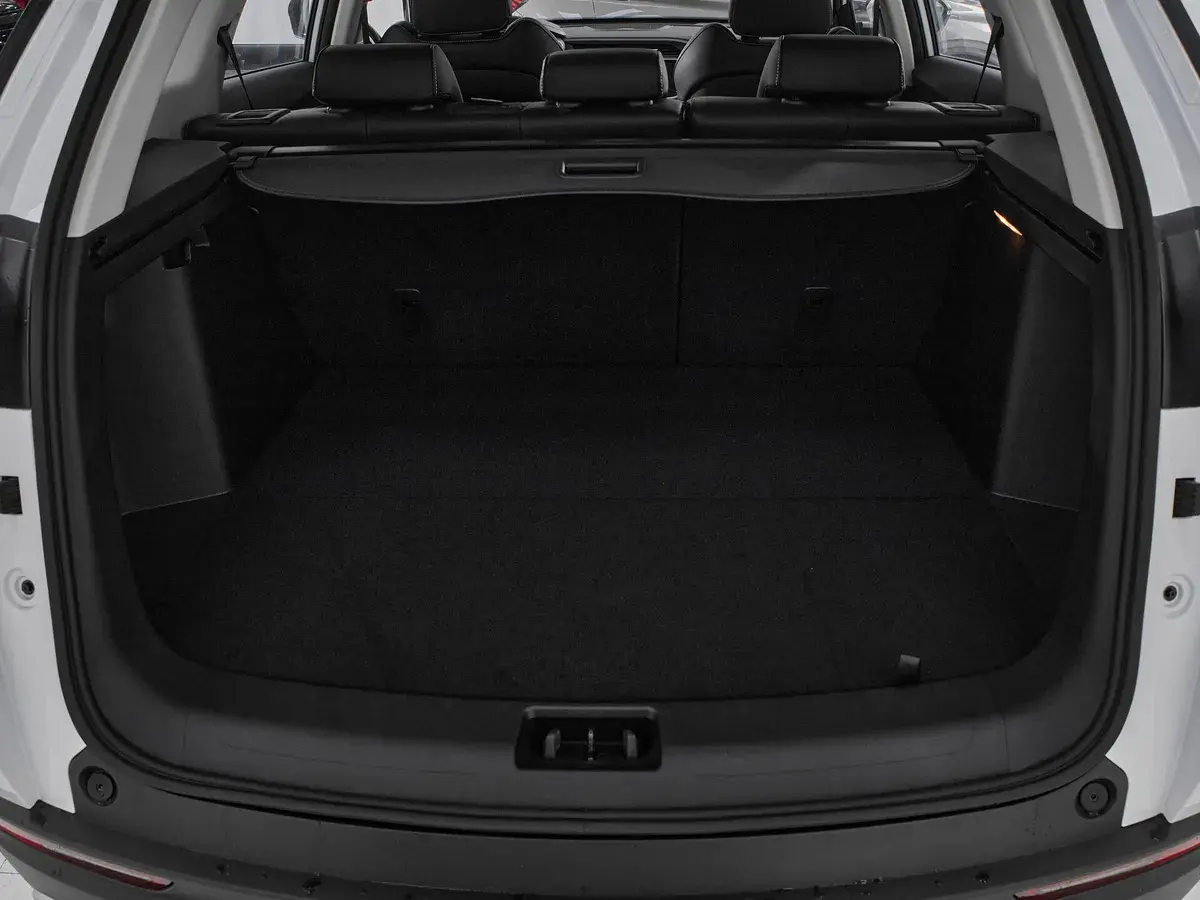 Geely Atlas Pro