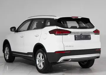 Geely Atlas Pro Вид 4
