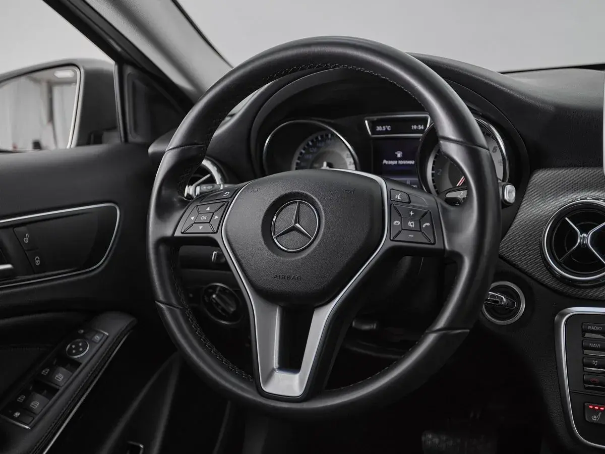 Mercedes benz GLA