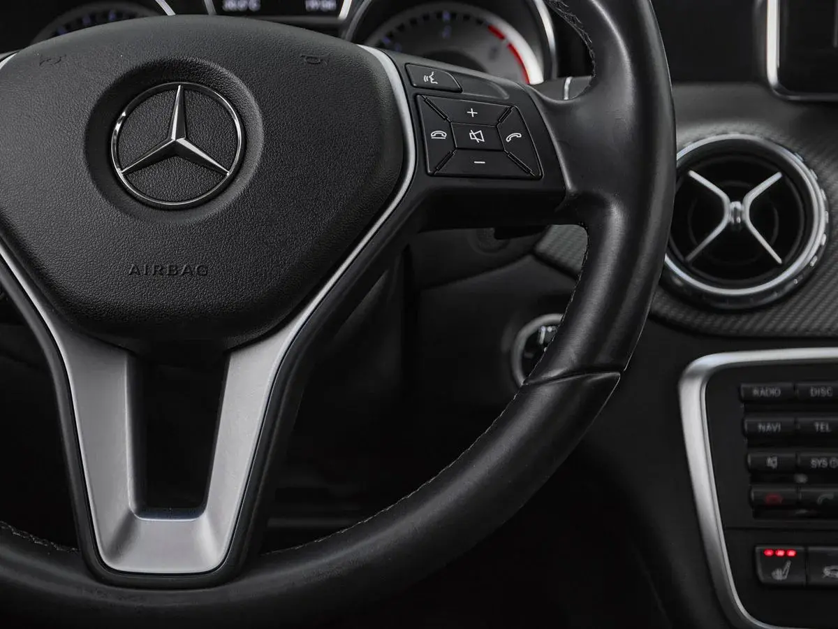 Mercedes benz GLA