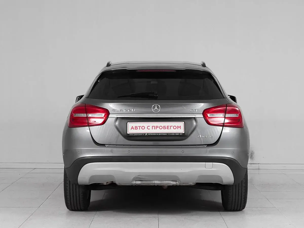 Mercedes benz GLA