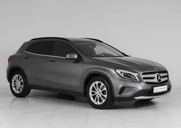 Mercedes benz GLA Вид 3