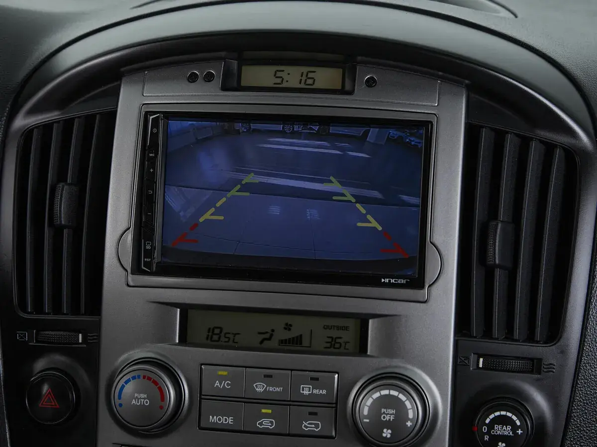 Hyundai Grand Starex