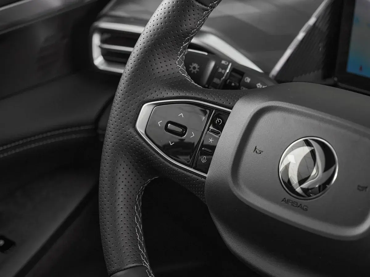 Dongfeng Mage