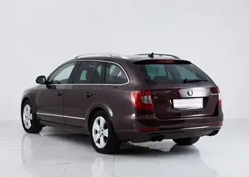 Skoda Superb Вид 5