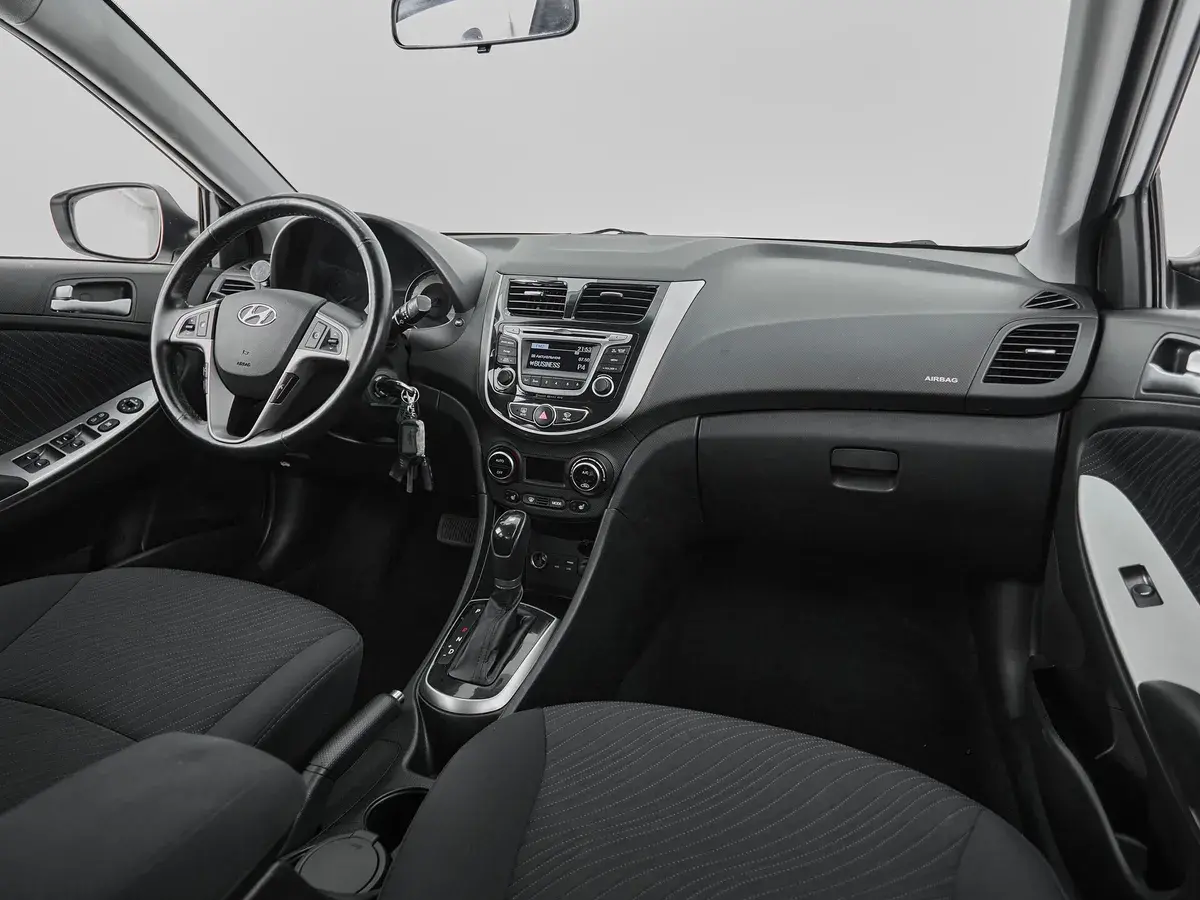 Hyundai Solaris