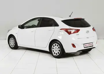 Hyundai i30 Вид 2