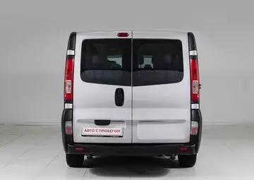 Opel Vivaro Вид 5