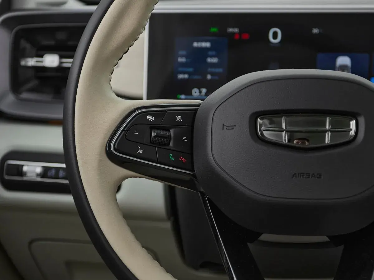 Geely Icon