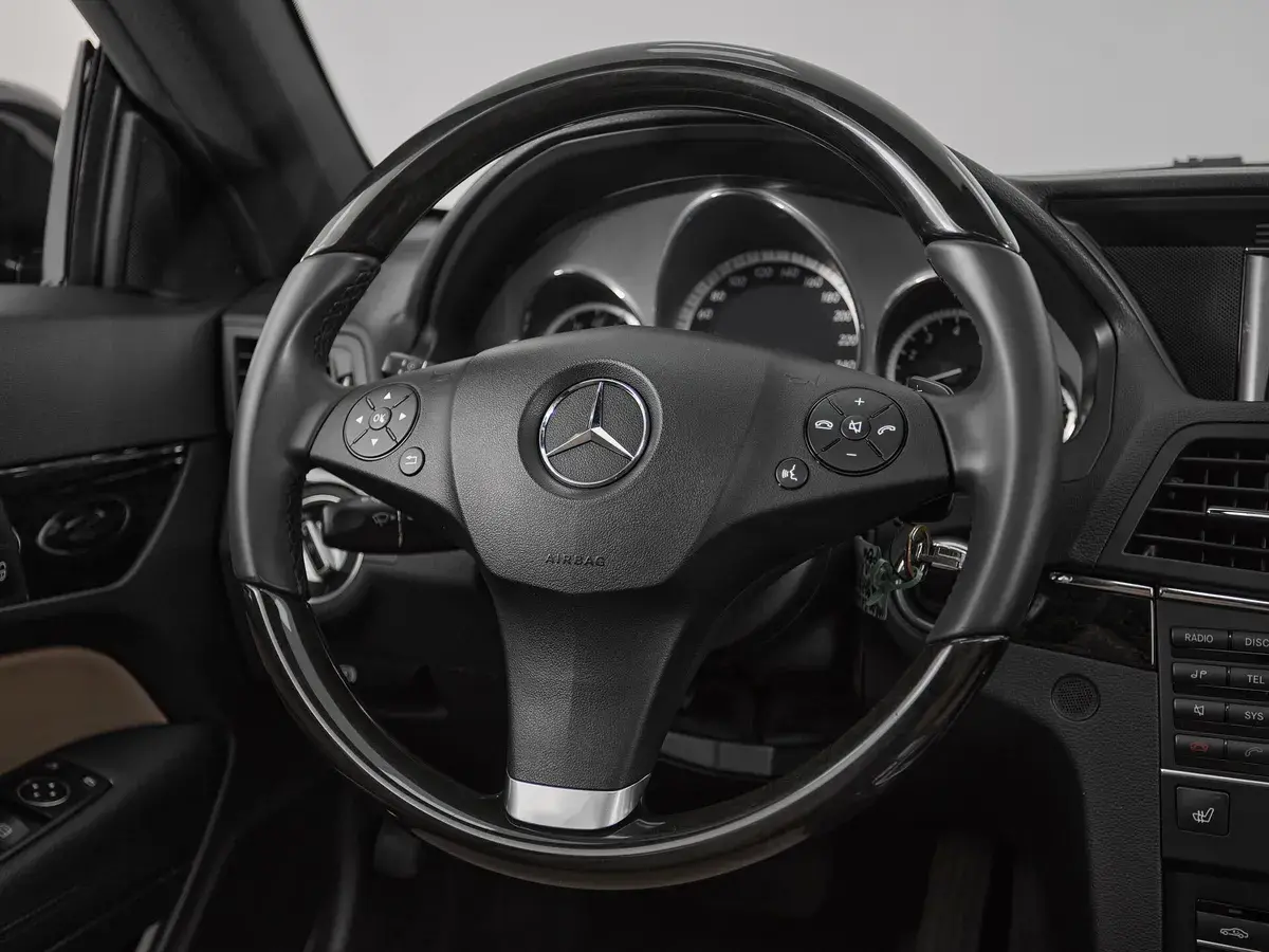 Mercedes benz E-Класс