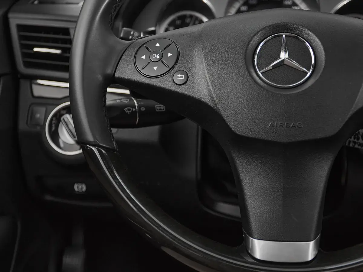 Mercedes benz E-Класс