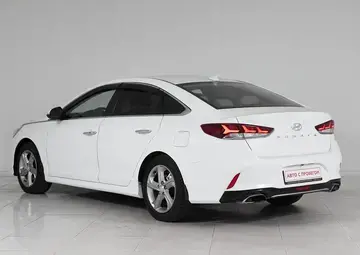 Hyundai Sonata Вид 4