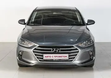 Hyundai Elantra Вид 3