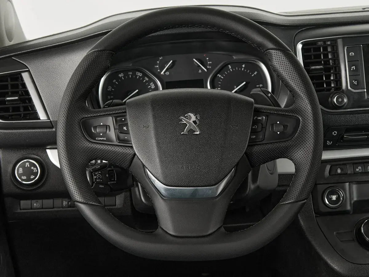 Peugeot Traveller