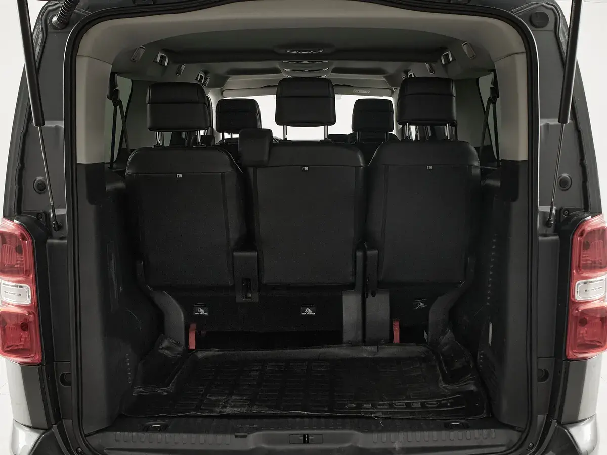 Peugeot Traveller