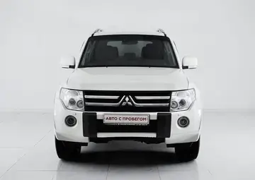 Mitsubishi Pajero Вид 2