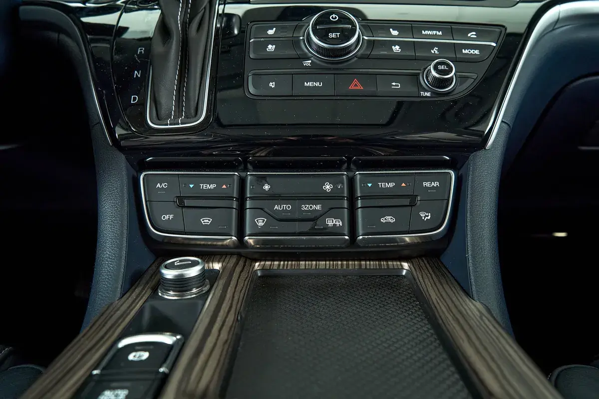 GAC GN8