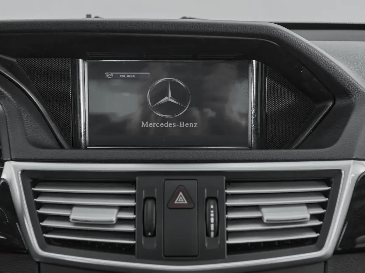 Mercedes benz E-Класс