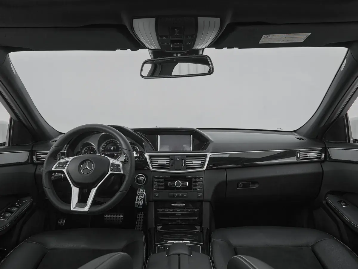 Mercedes benz E-Класс