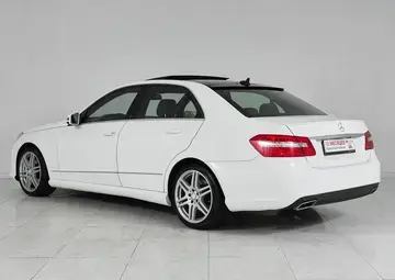 Mercedes benz E-Класс Вид 4
