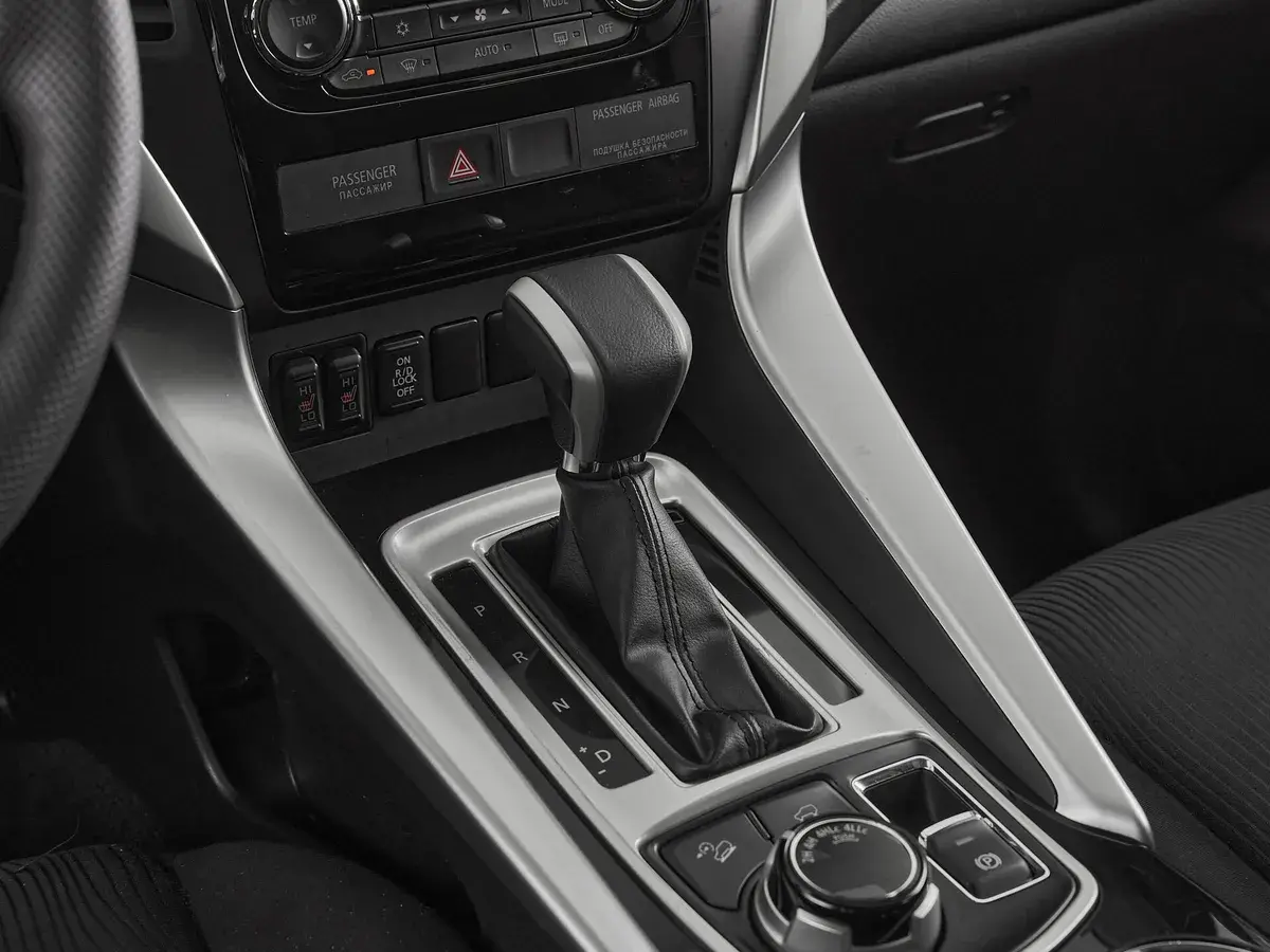 Mitsubishi Pajero Sport