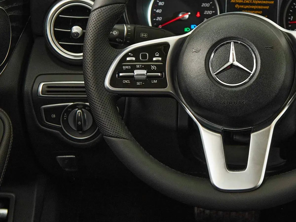 Mercedes benz C-Класс