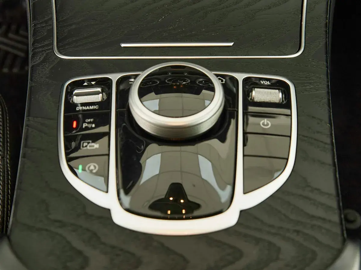 Mercedes benz C-Класс