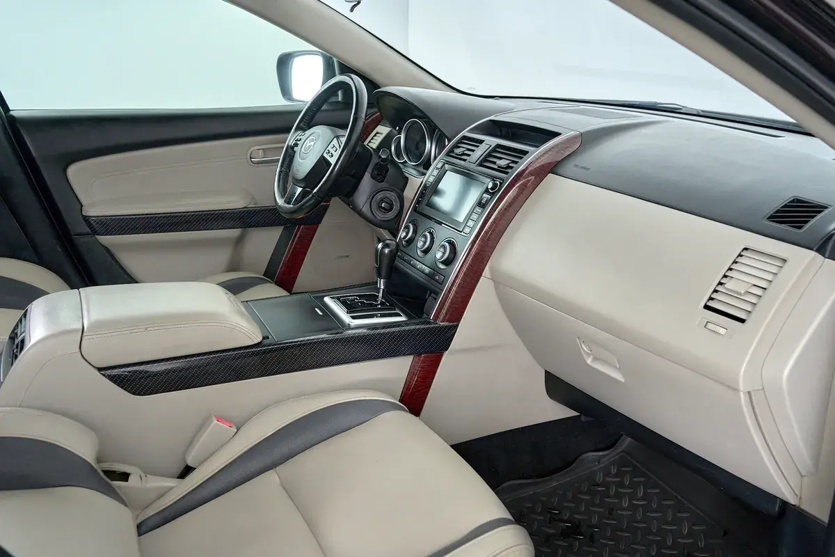 Mazda CX-9