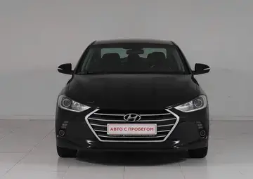 Hyundai Elantra Вид 2