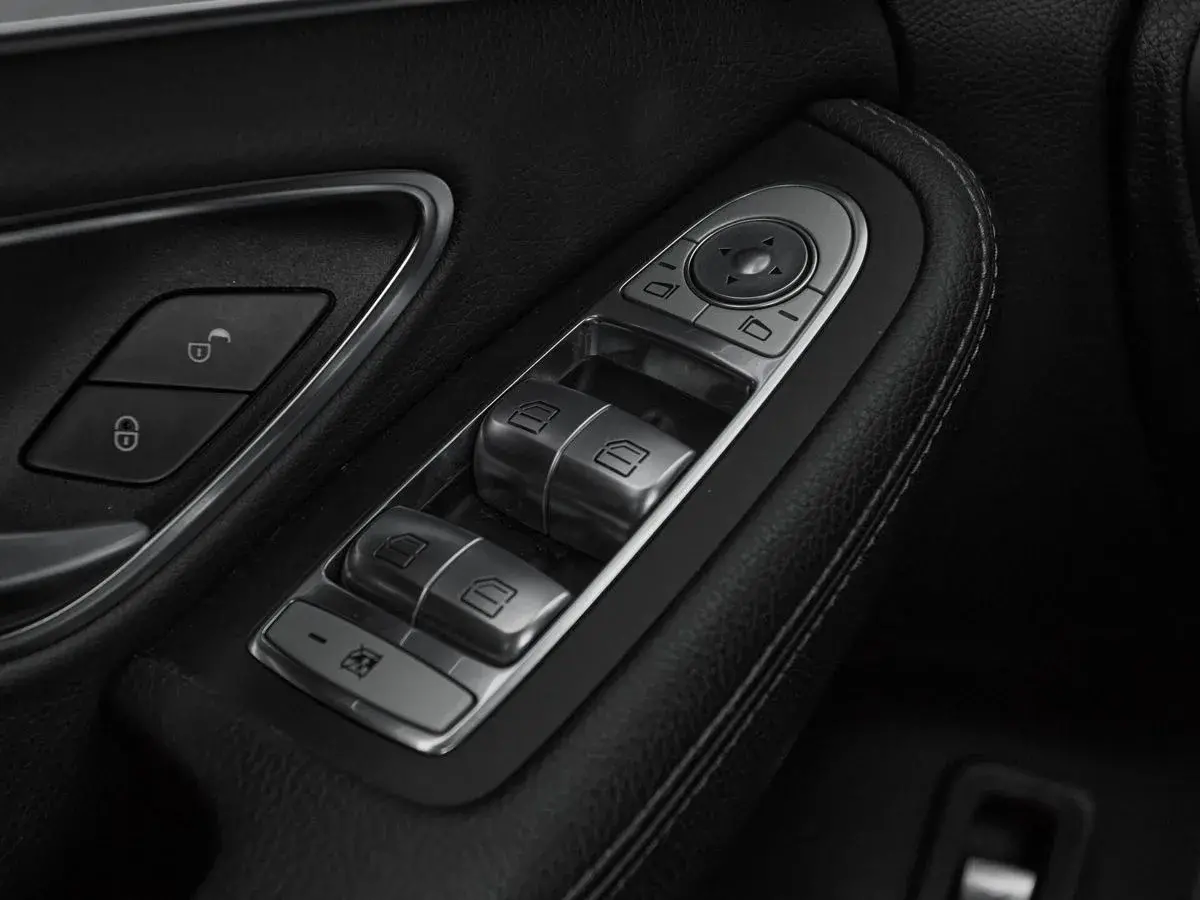 Mercedes benz C-Класс