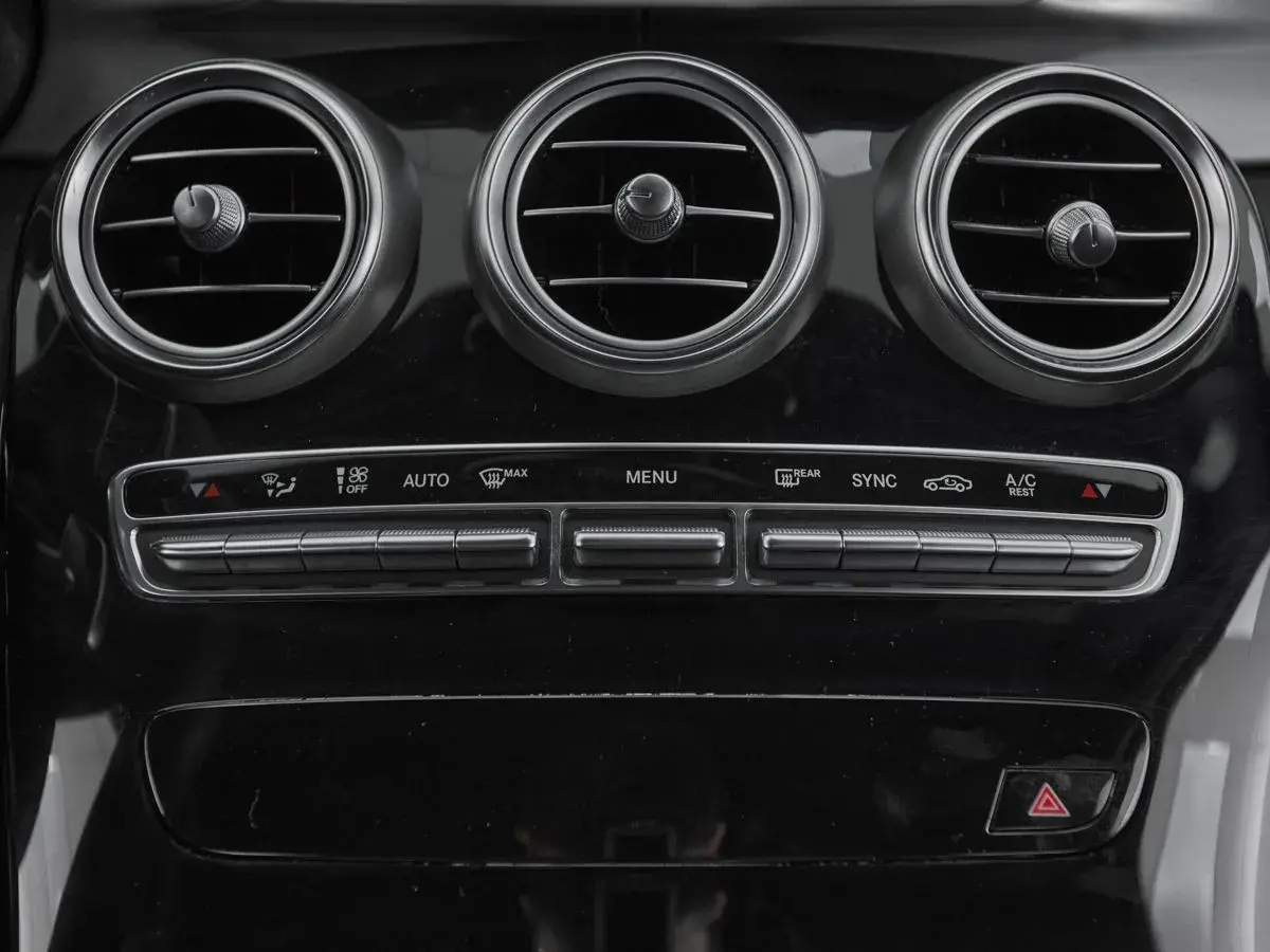 Mercedes benz C-Класс