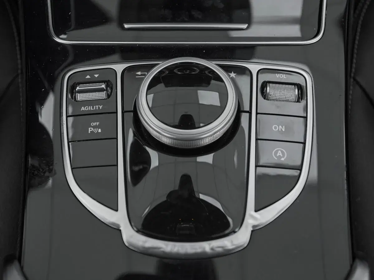 Mercedes benz C-Класс