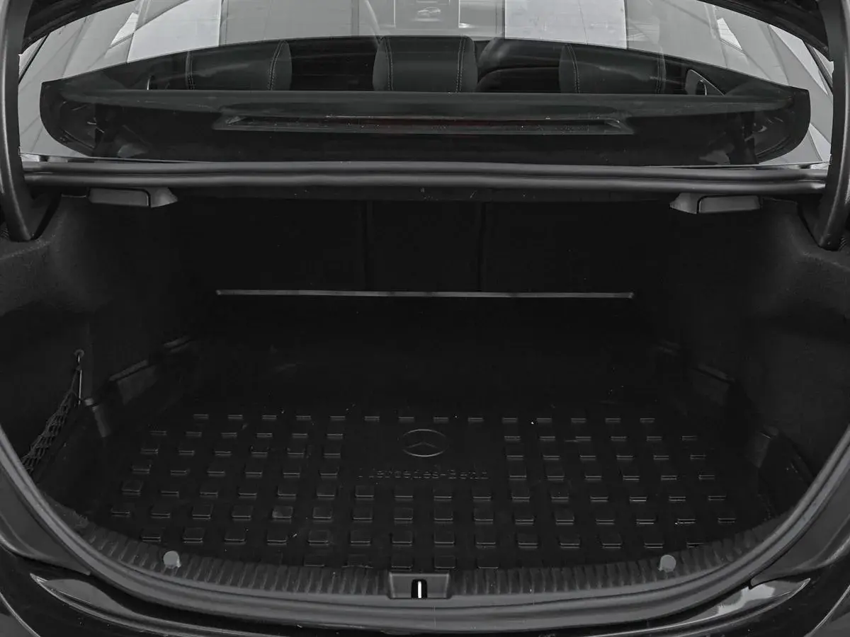 Mercedes benz C-Класс