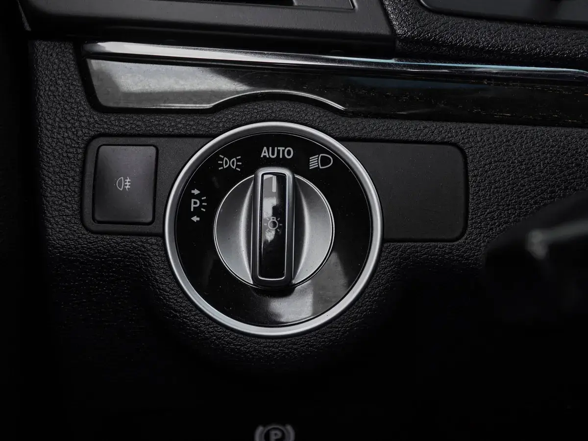 Mercedes benz E-Класс