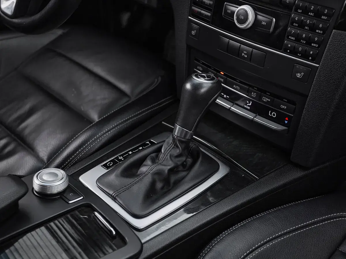 Mercedes benz E-Класс