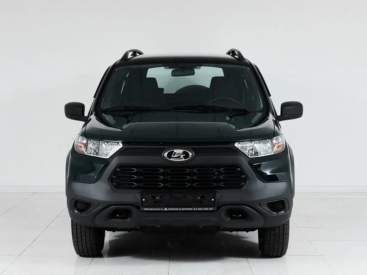 Lada Niva Travel
