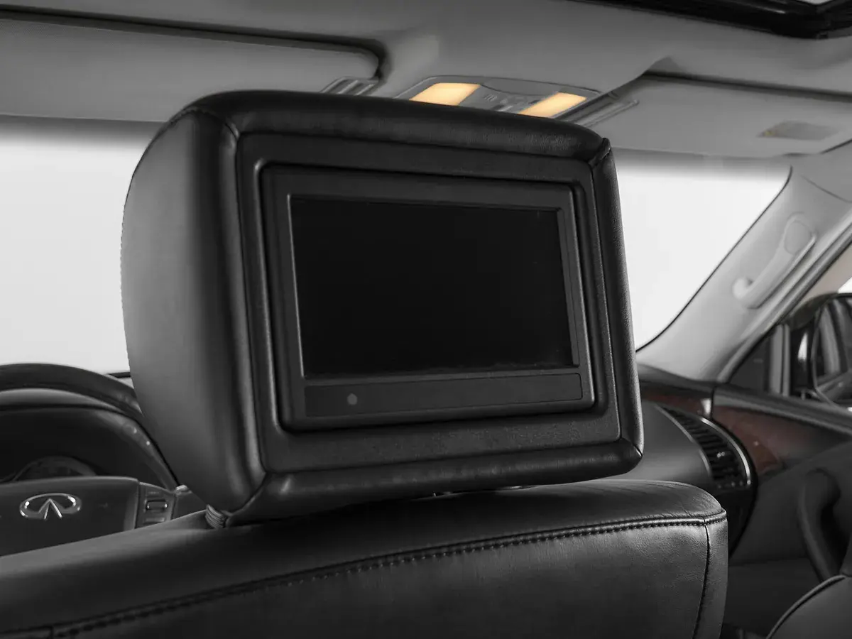 Infiniti QX56