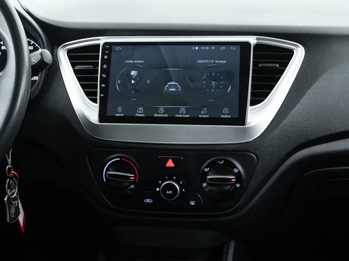 Hyundai Solaris