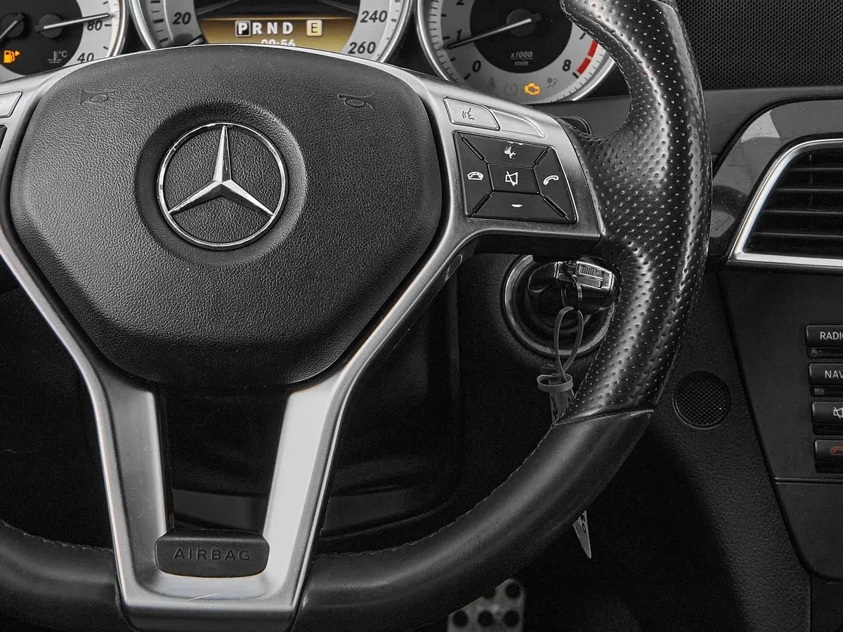 Mercedes benz C-Класс